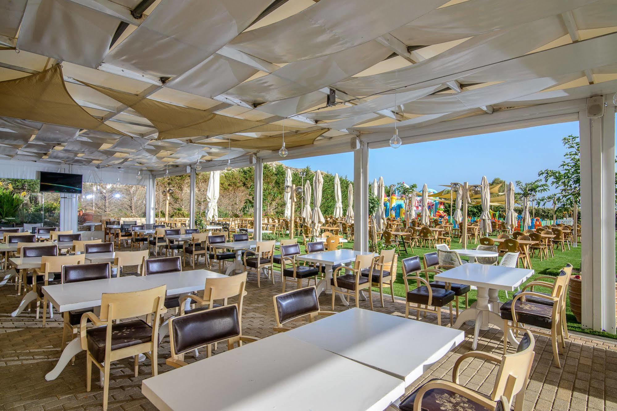 Aparthotel Anemos By Estia 3*