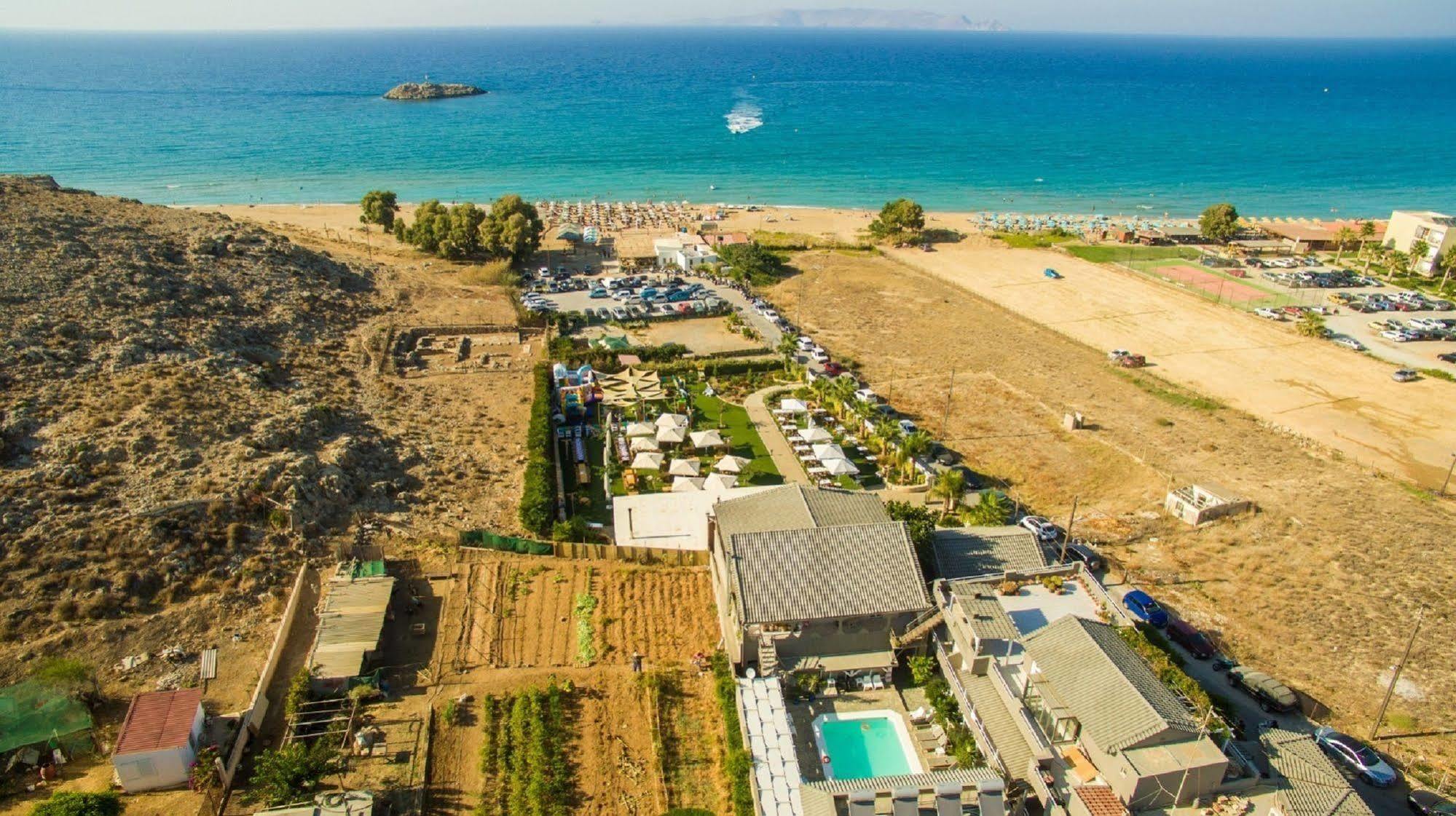 Aparthotel Anemos By Estia