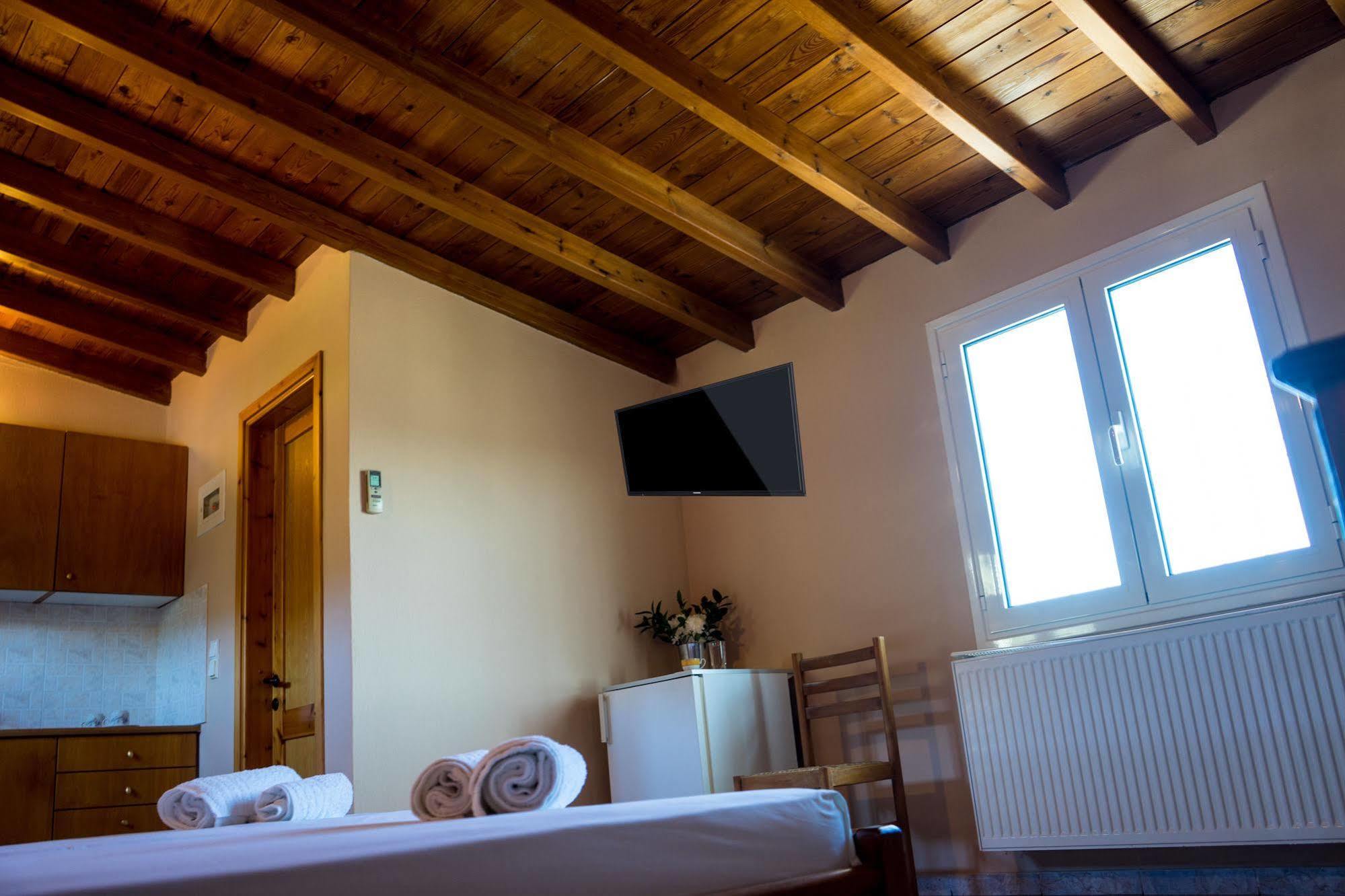 Apartment Act Art Skiathos