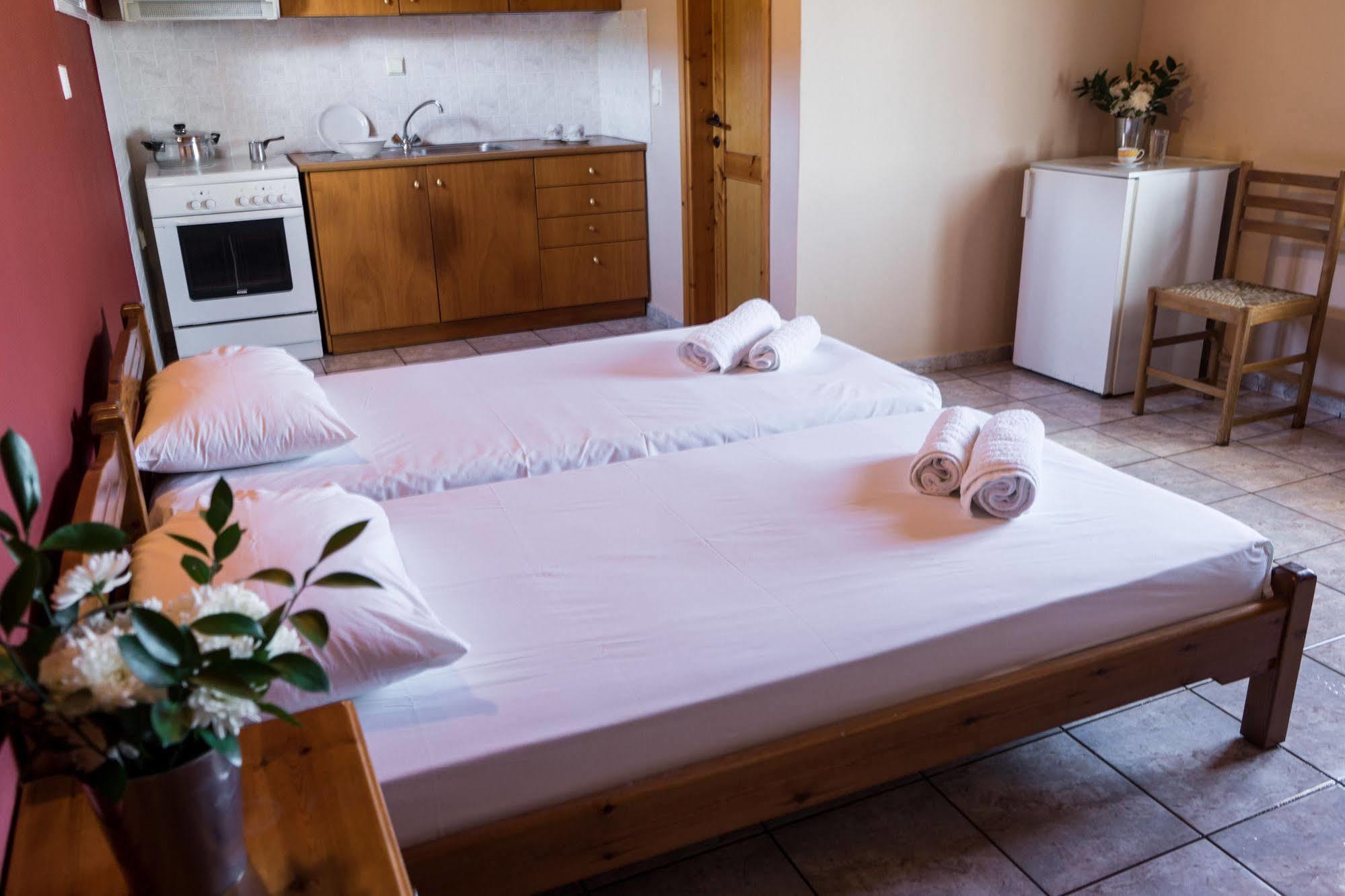 Apartment Act Art Skiathos *