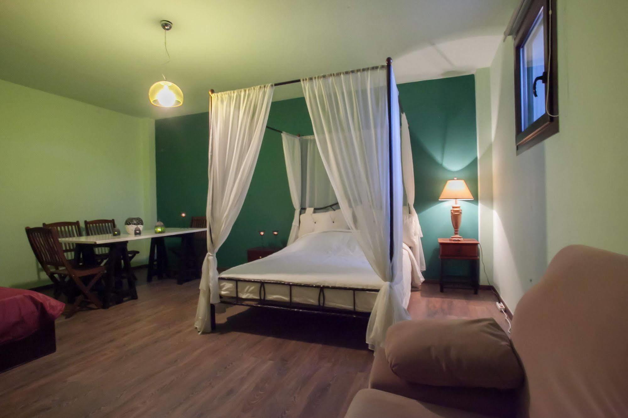 Aspalathos Villa *
