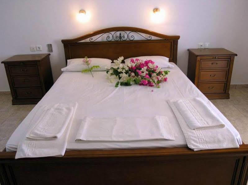Stefanos Apartment *