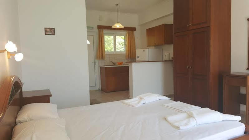 Stefanos Apartment Svoronata