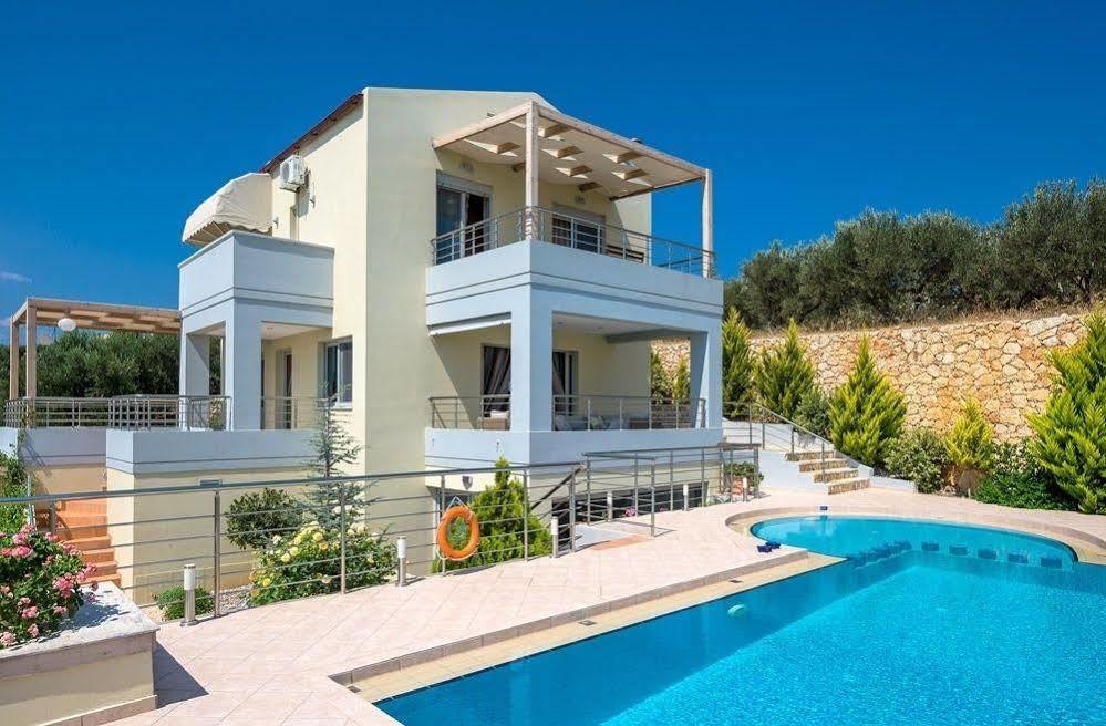 Athinais * Gerani (Chania)
