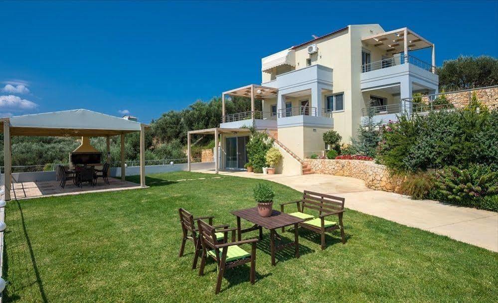 Athinais * Gerani (Chania)