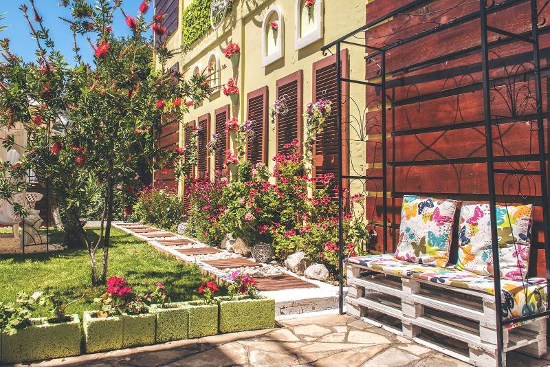 Apartment V.a Boutique And Acharavi (Corfu)