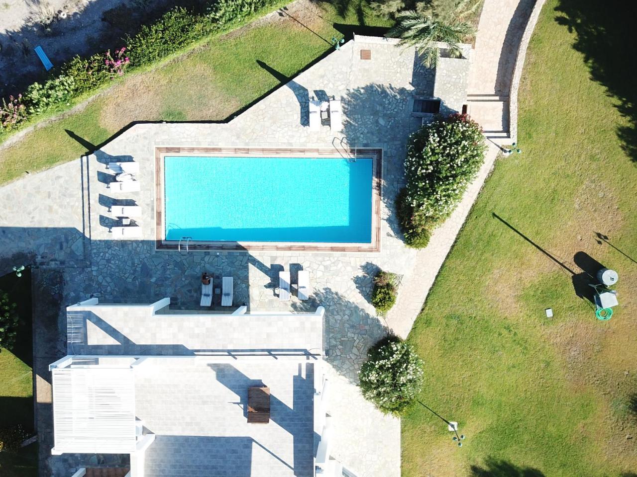 Belvedere Beachfront *
