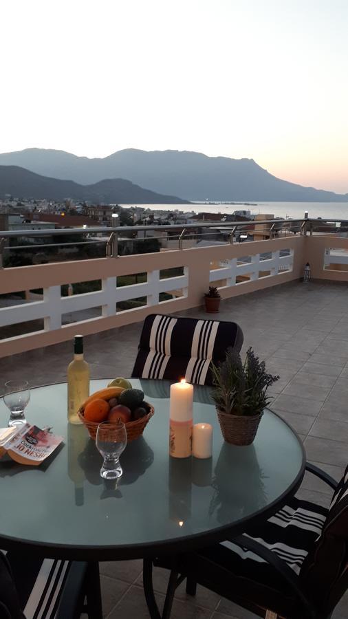 View * Kissamos