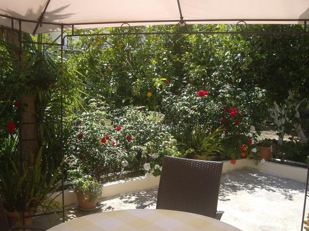 Hariklia Rent Guest house Zaros