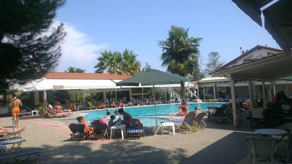Four Seasons Hotel 3*