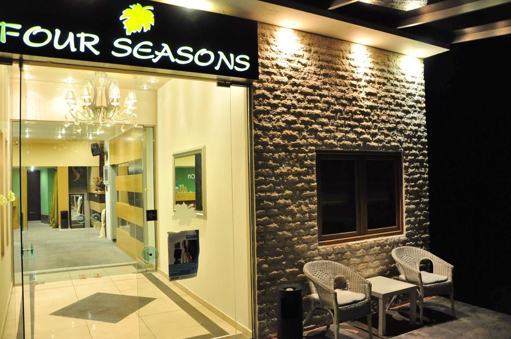 Hotel Four Seasons 3*