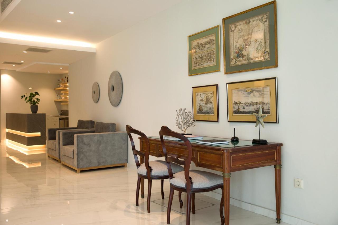 Delfinia Hotel