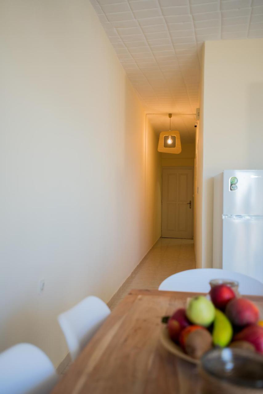 Golden Sun Apartment *