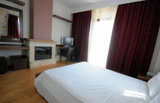 Hotel Nostos Hotel 2*