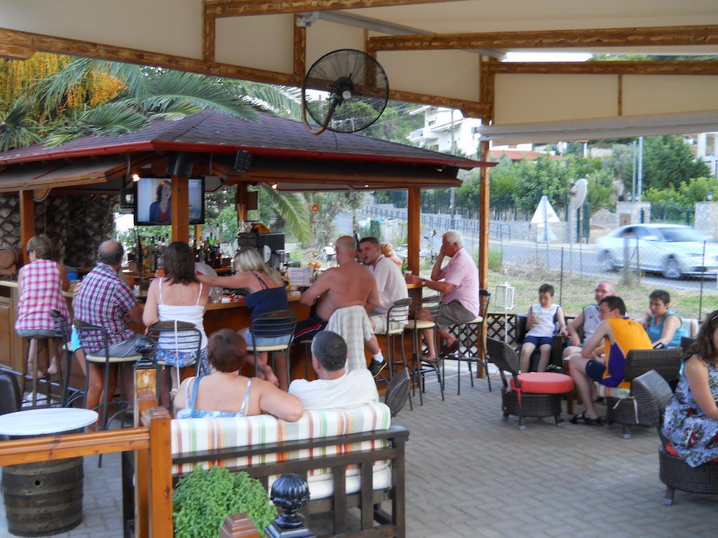 Vontzos Achladies (Skiathos)