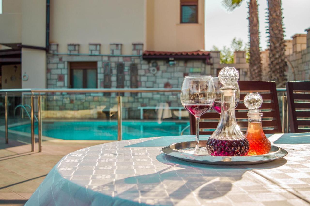 Luxury Karteros