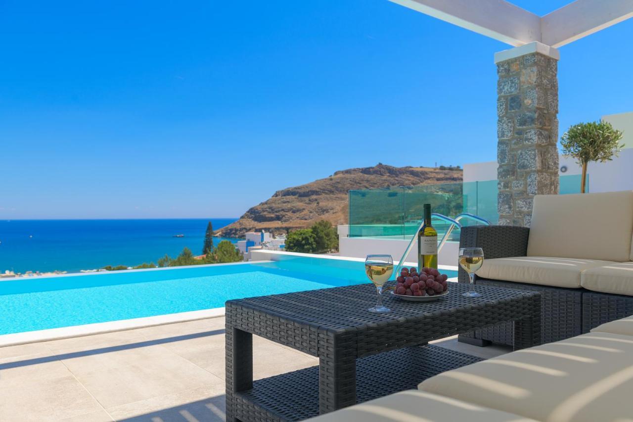 Hermes With Pool & Jacuzzi In
