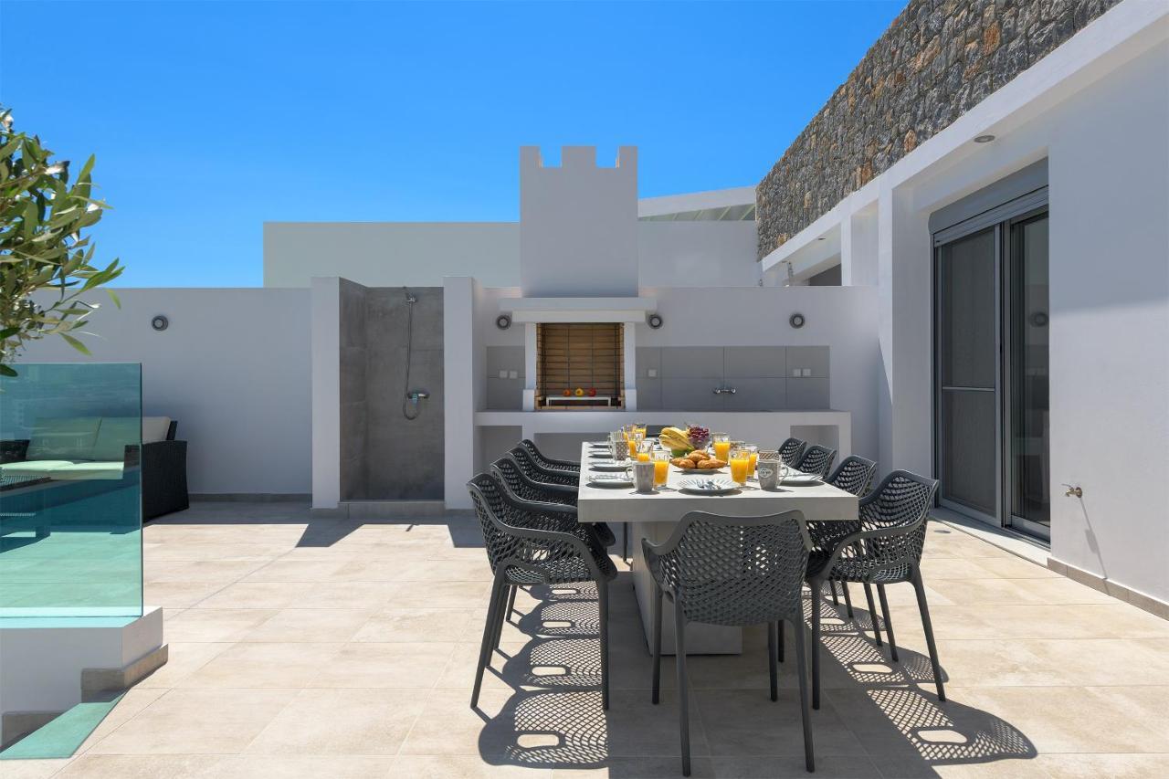 Villa Hermes With Pool & Jacuzzi In *