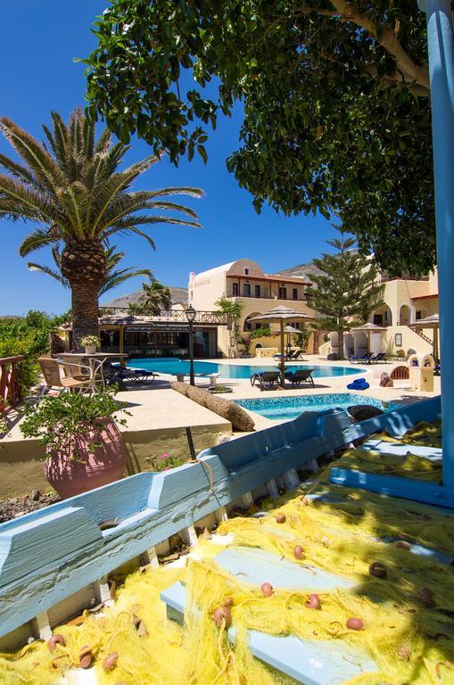 Smaragdi 3* Perivolos (Santorini)