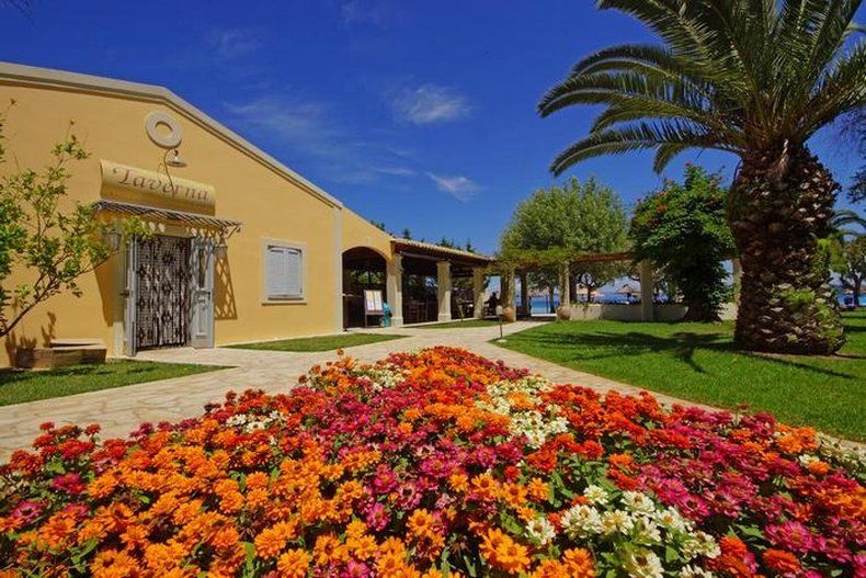 Delfinia Hotel 4*