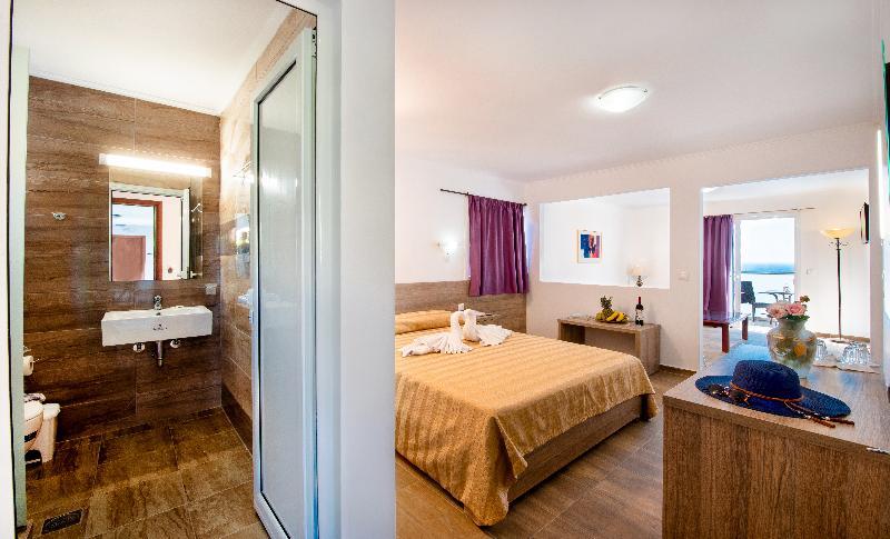 Ilyssion Hotel 2*