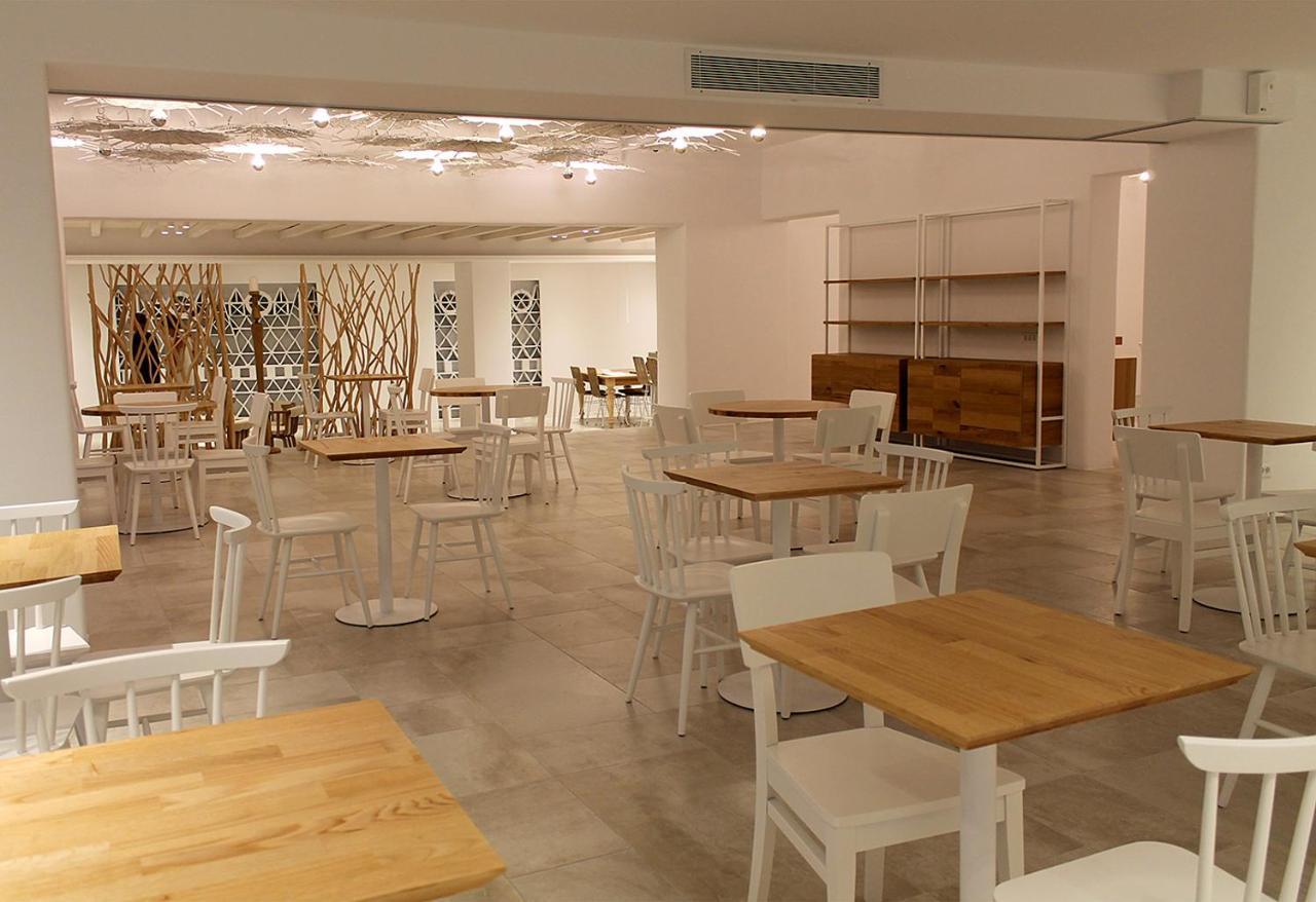 Vienoula's Garden Hotel 4*