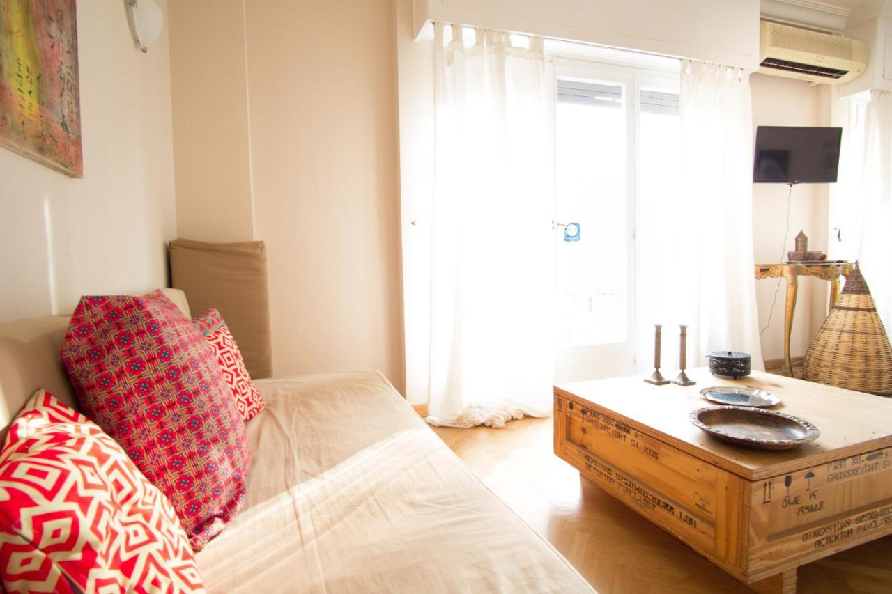 The Helios Flat * Athens