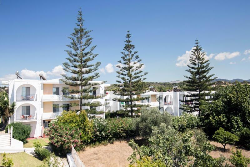 Summer Dream Aparthotel Theologos (Rhodes)