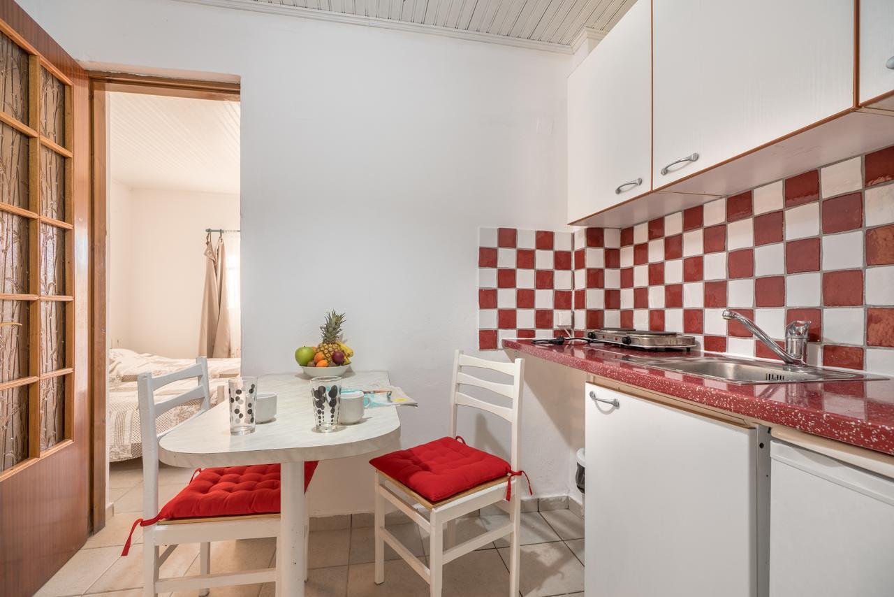 Lagoudera * Kavos