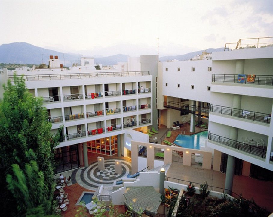 Santa Marina Unique Hotel 4*