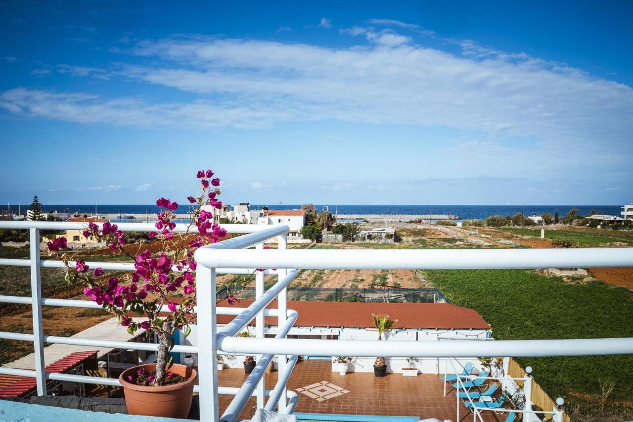Babalogo Mit Pool Nahe Kreta