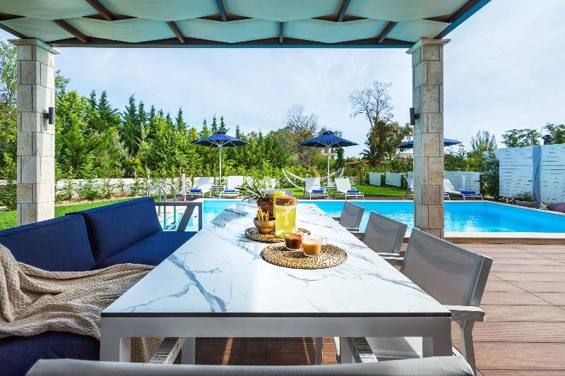 Villa W Pool Halkidiki