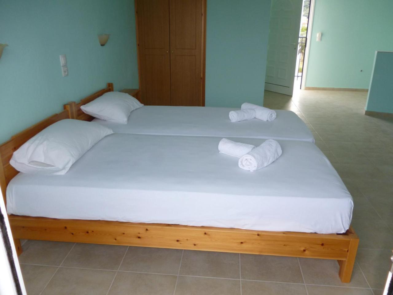 Aparthotel Alexandros