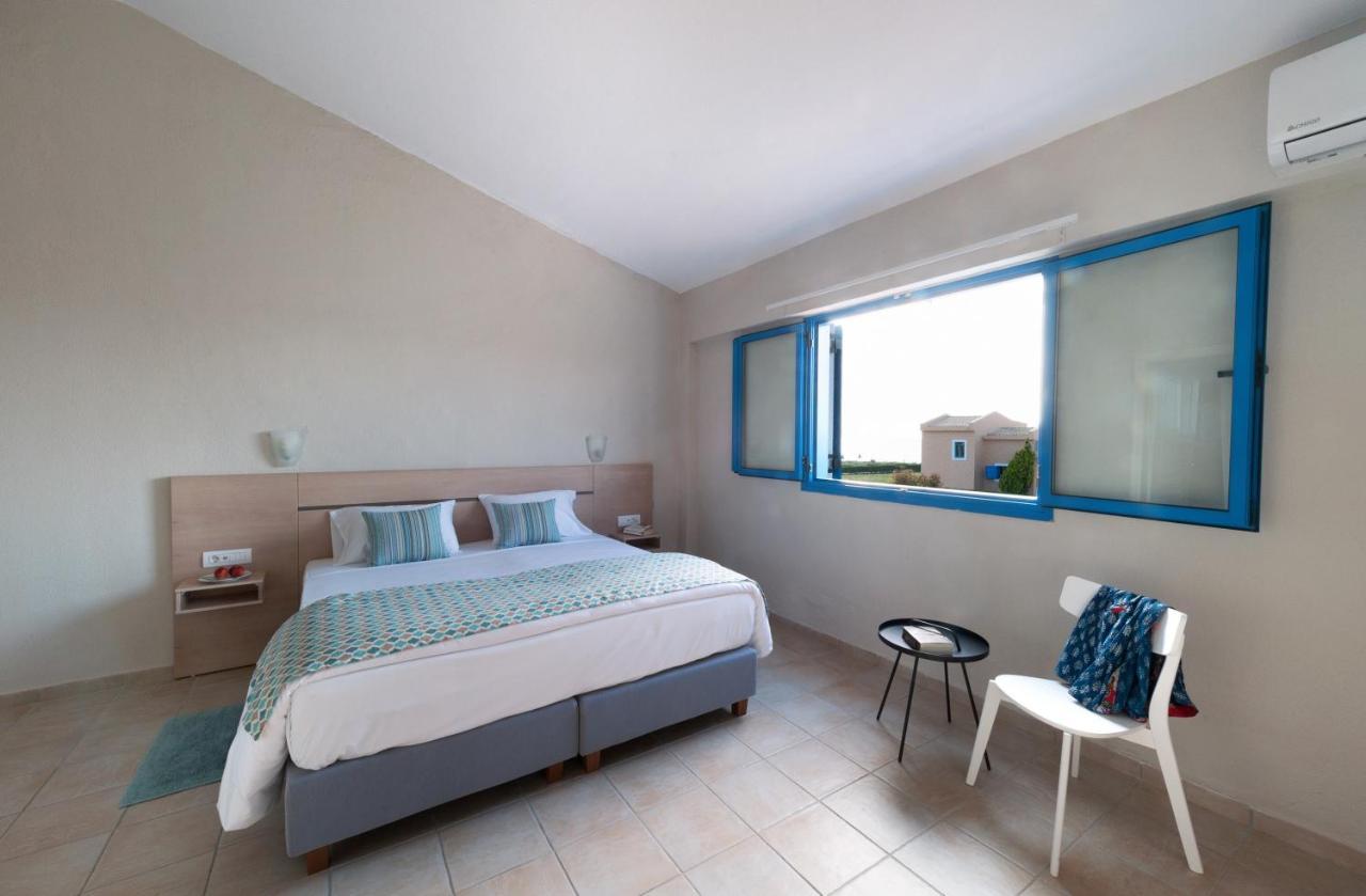 Aparthotel Ammoudia Maisonettes 4*