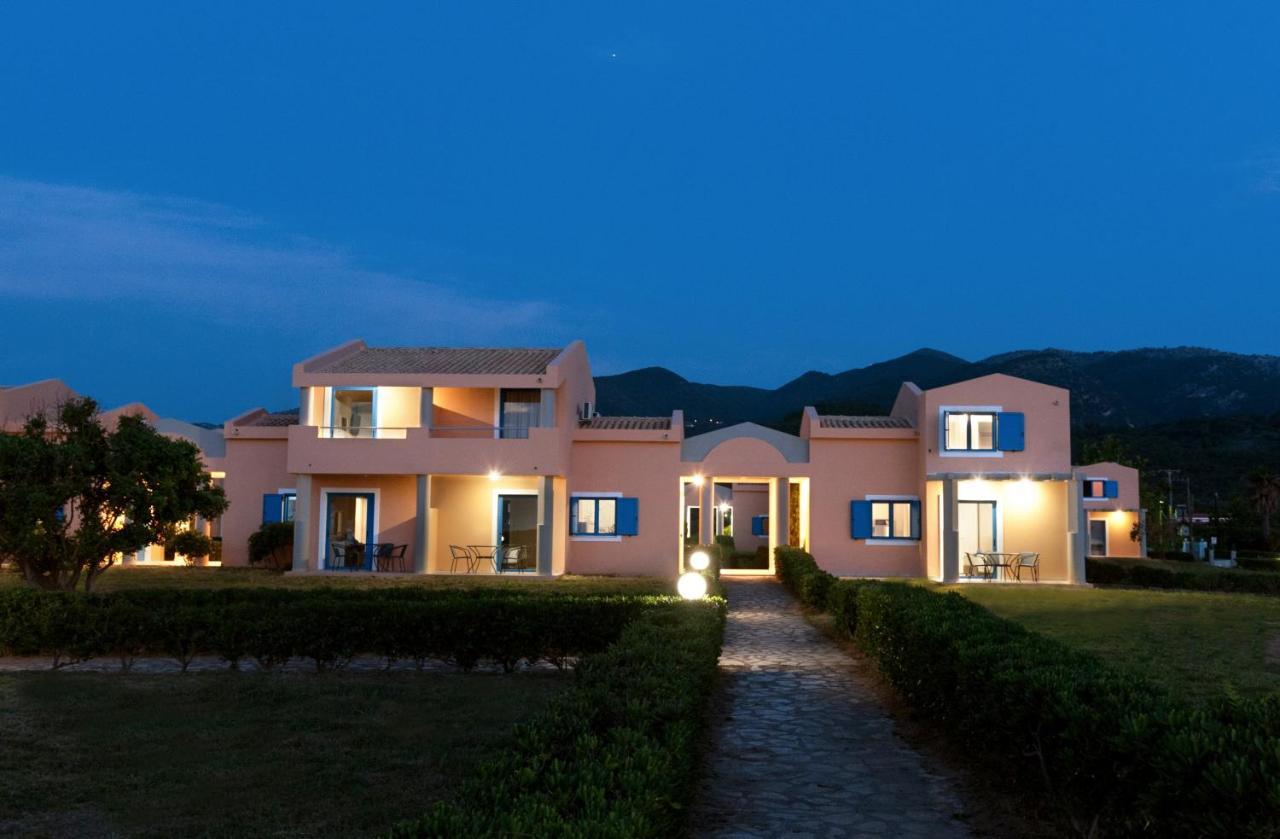 Ammoudia Maisonettes 4*