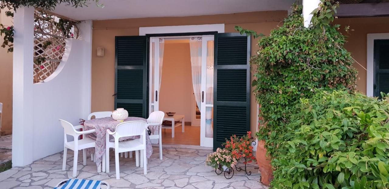 Aparthotel Corfu Menigos