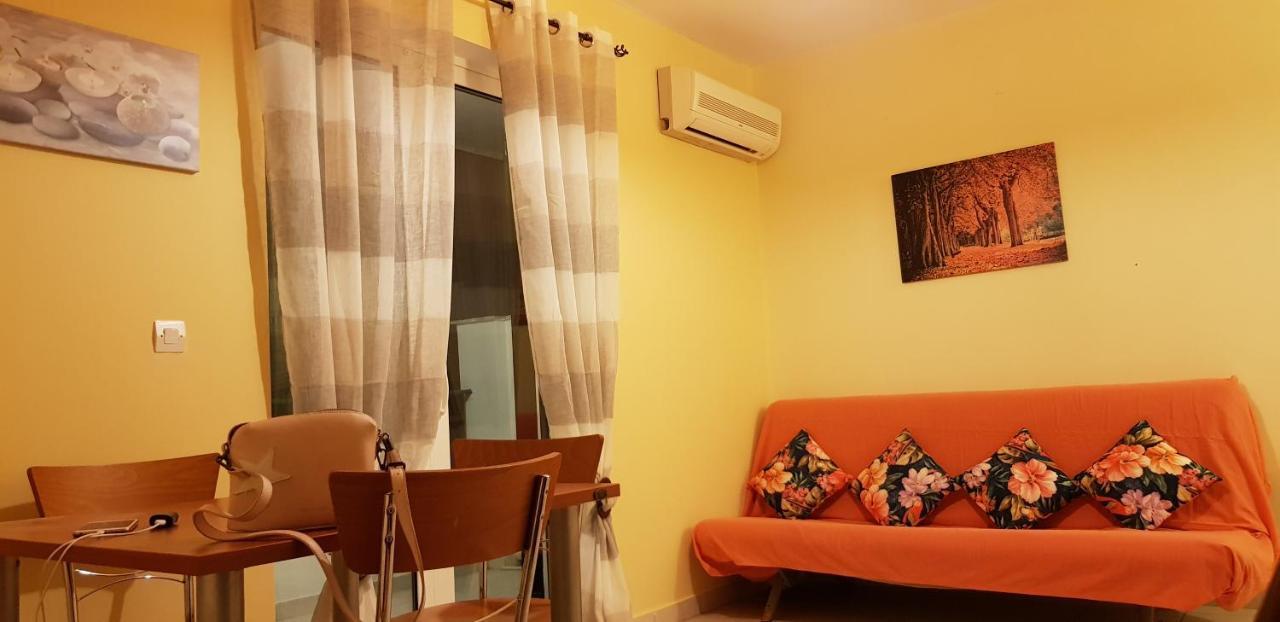Corfu Menigos Aparthotel