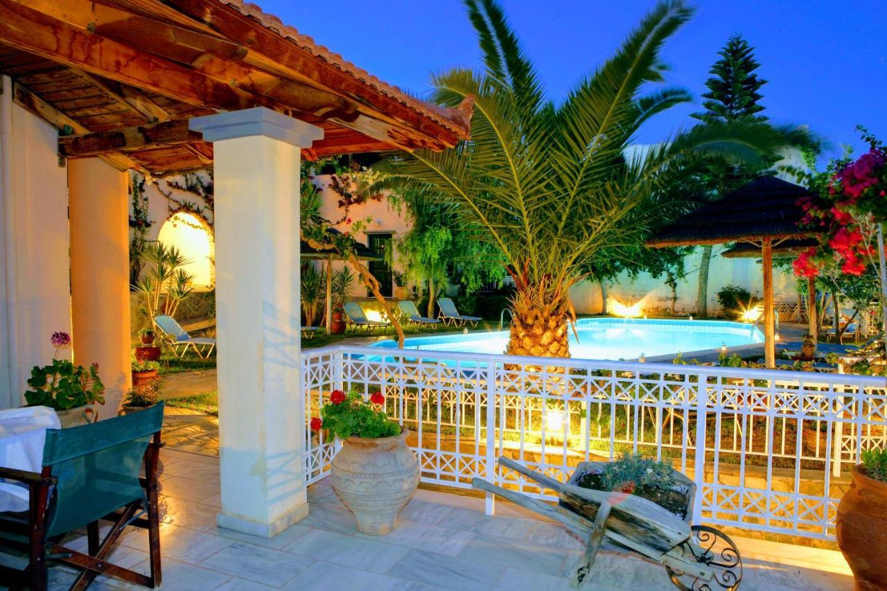 Aquarius Exclusive - Breakfast And Meal Included Aparthotel