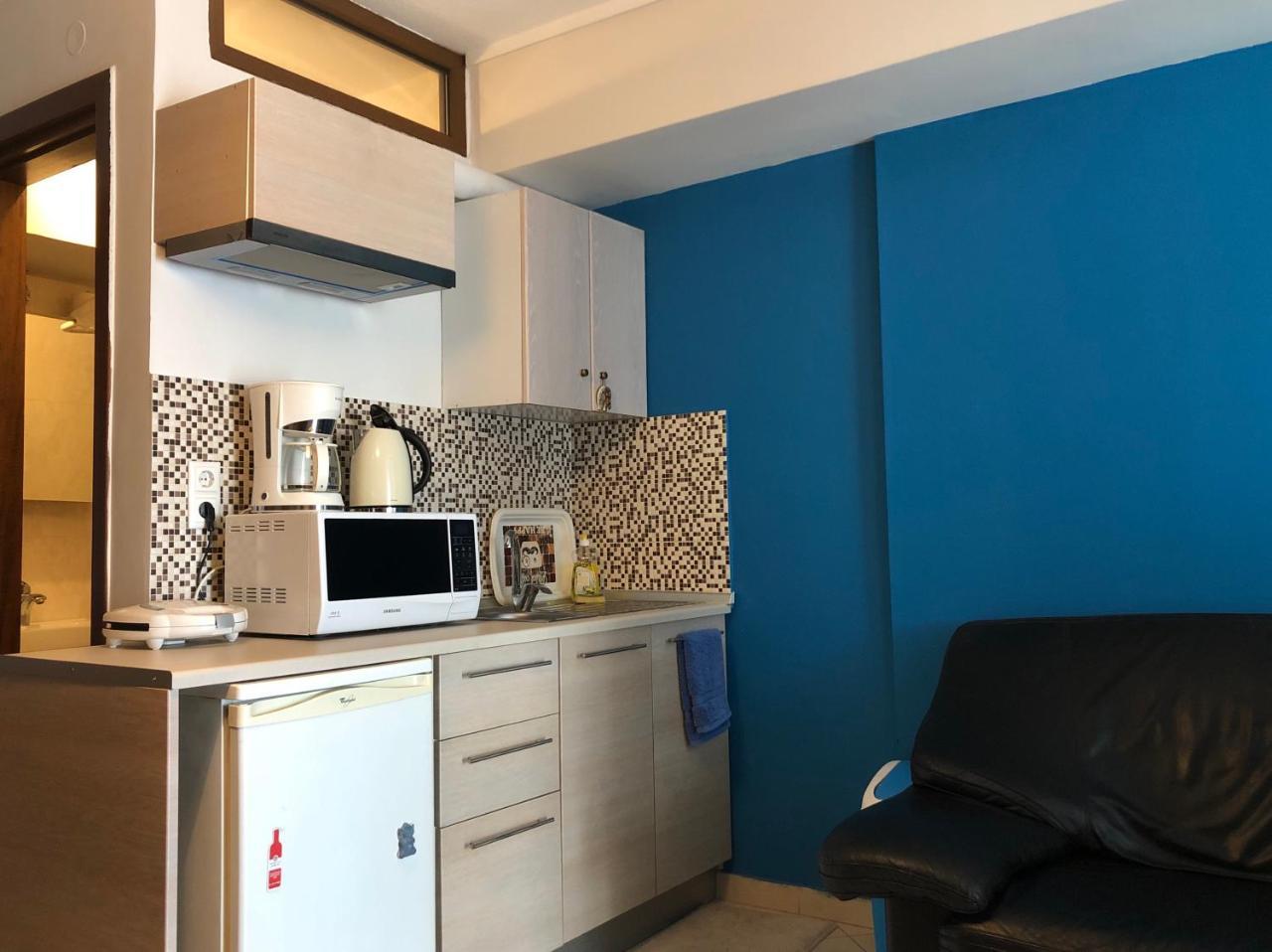 Apartment Office-studio Theoxaris