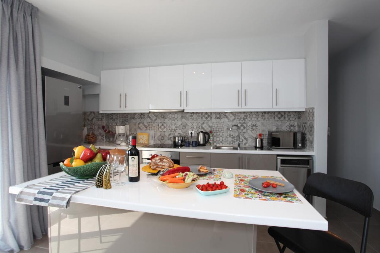 Edem With Sea View By Athenian Homes