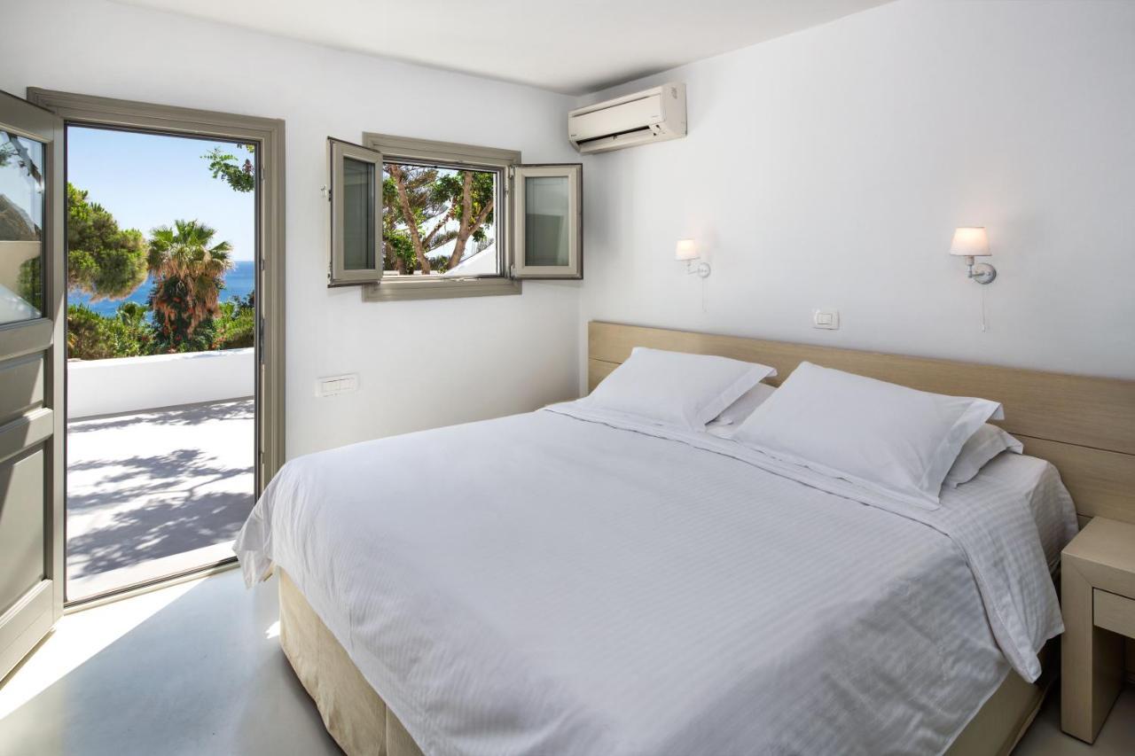 Adrali Villa *