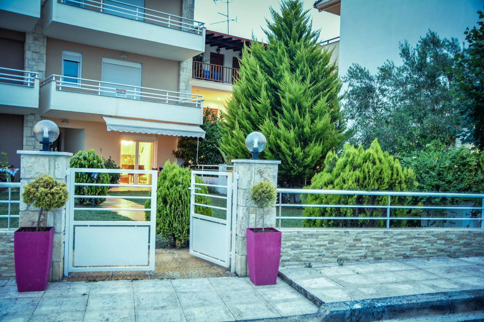 Erifili Apartment *