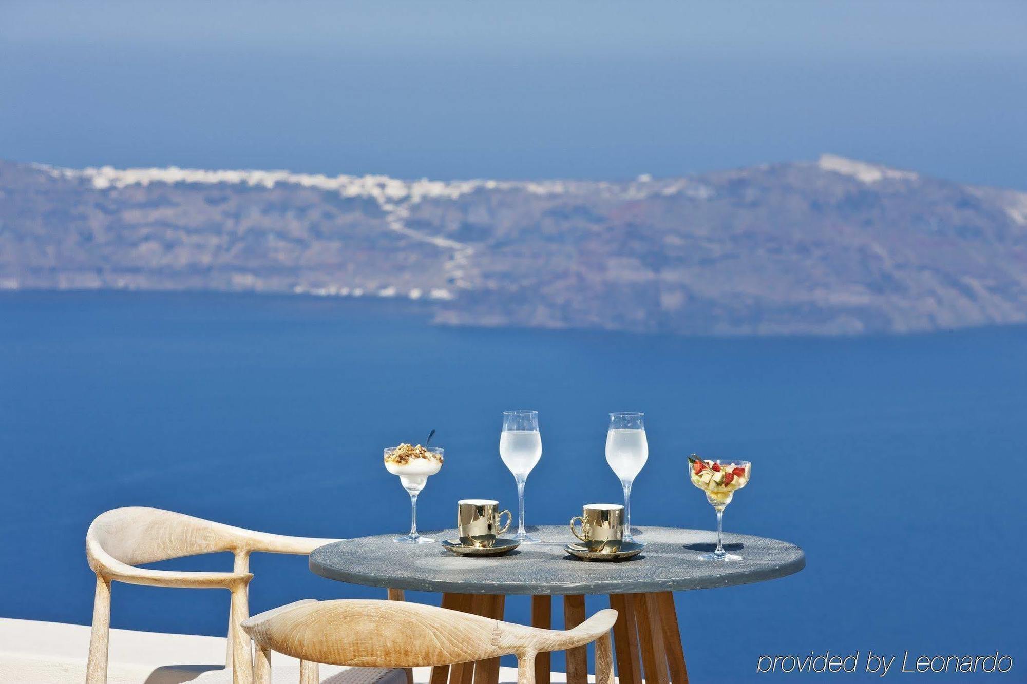 Gold - Small Luxury Of The World 4*