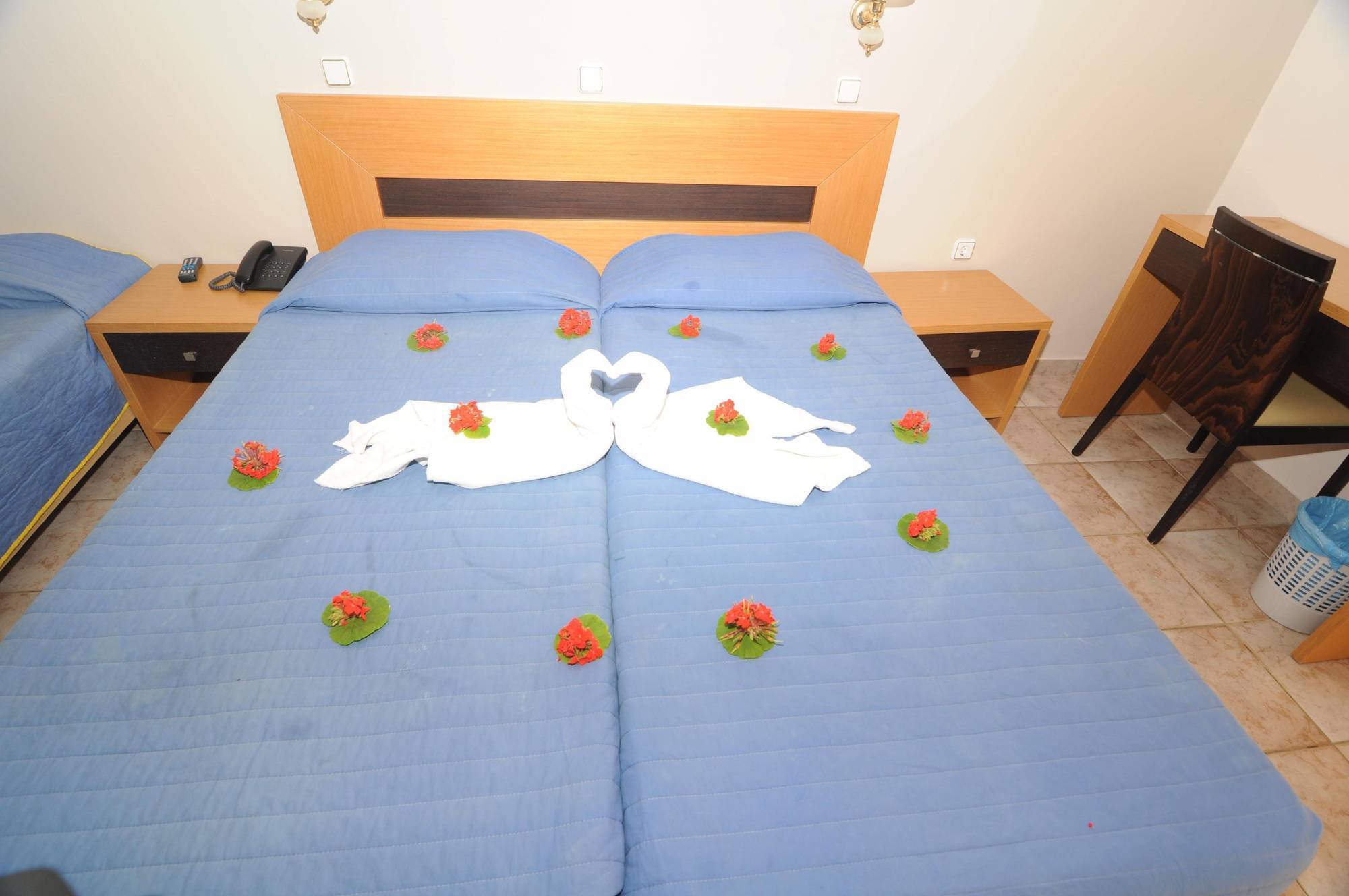 Nefeli Hotel