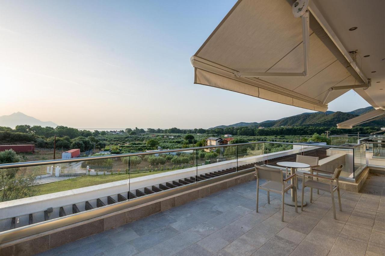 Afisia Villa