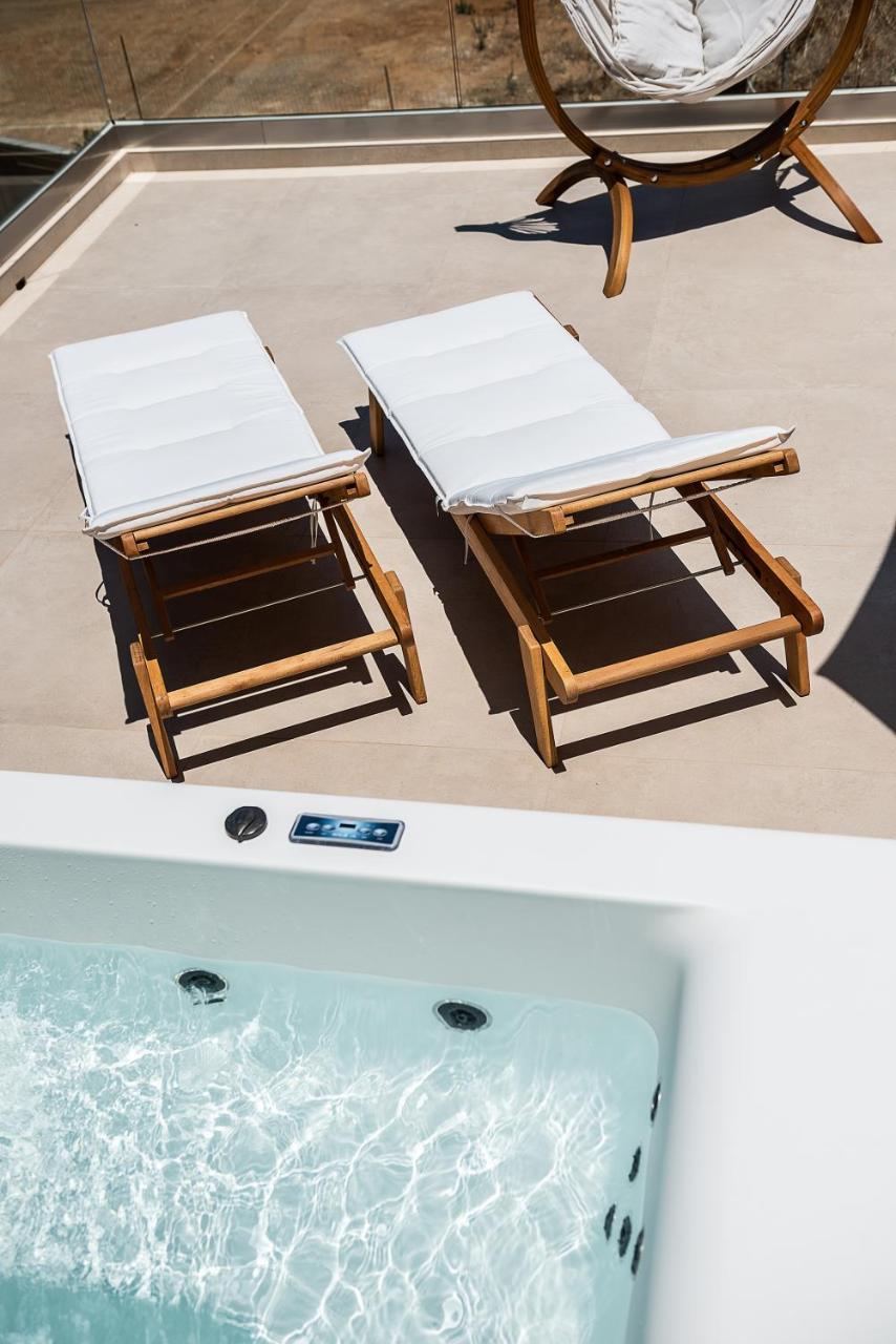 Villa Sea Front Suites, Maisonettes & Apartments