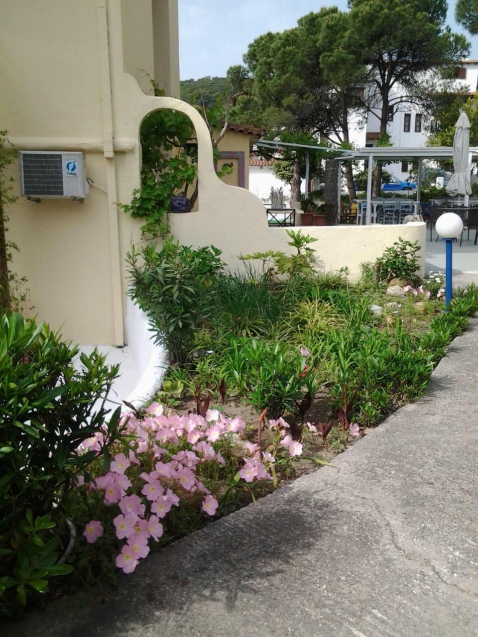 Maistrali Aparthotel Koukounaries