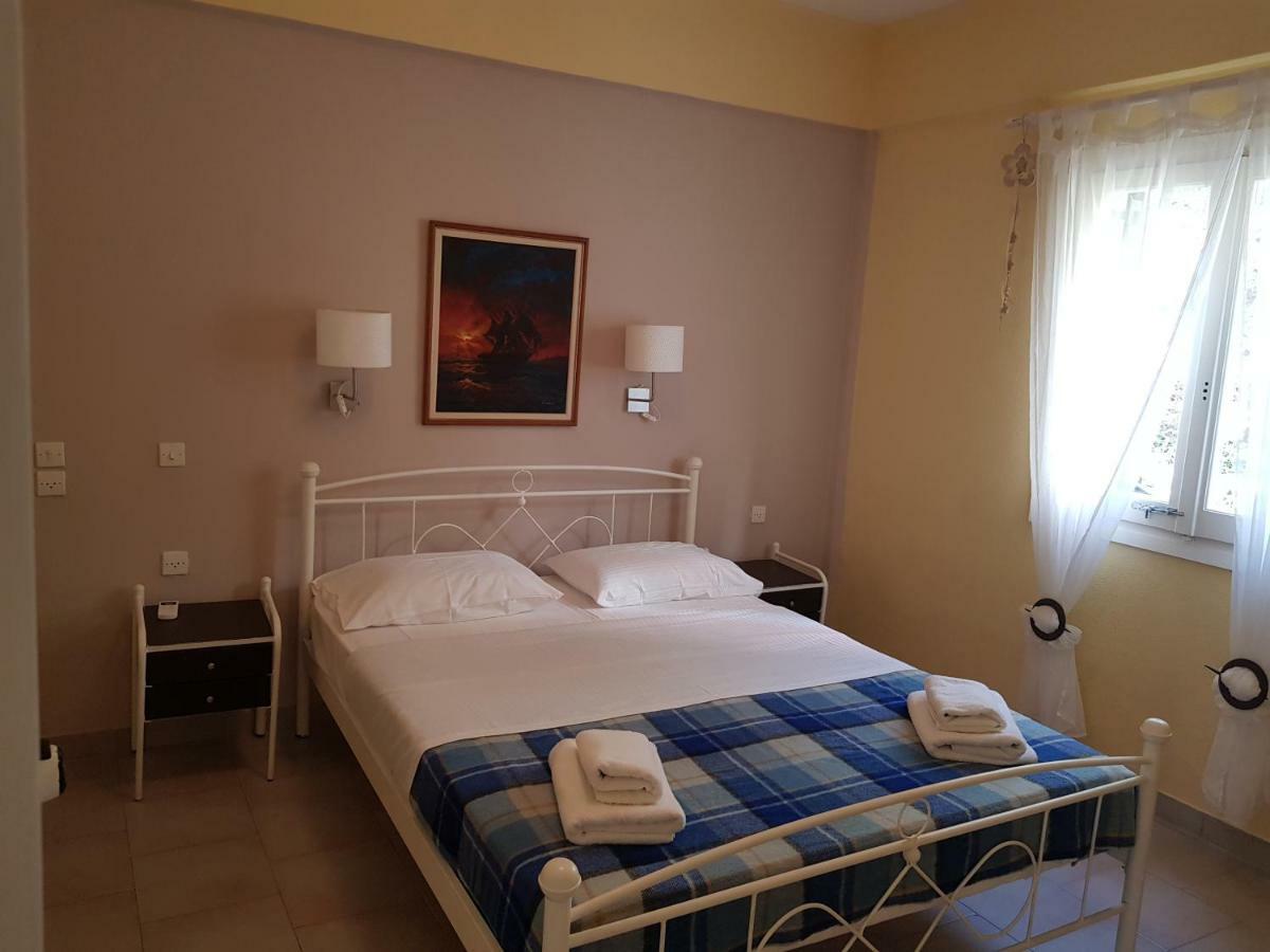 Corfu Menigos Aparthotel