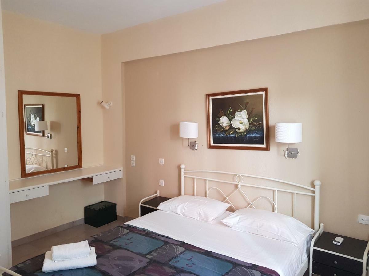 Aparthotel Corfu Menigos Glyfada (Corfu)