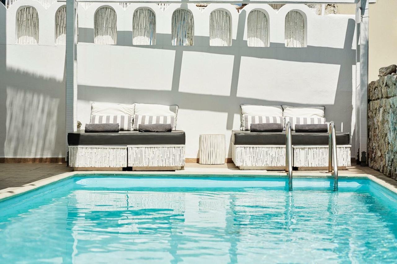 Loizos Stylish Residences 3* Fira (Santorini)